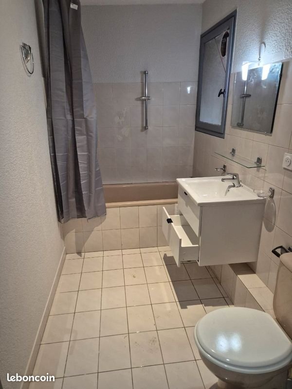 Appartement à louer, 53m², Pézenas