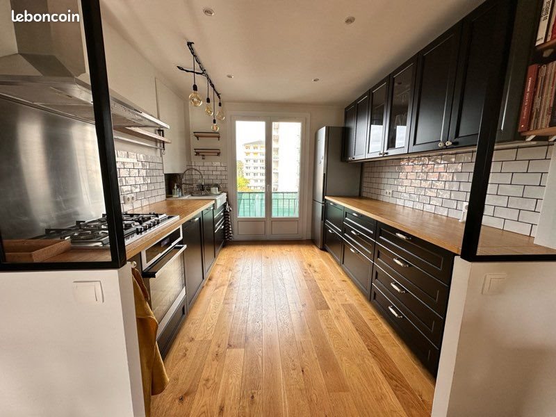 Appartement à louer, 70m², Annecy