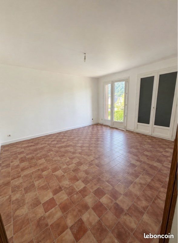 Appartement à louer, 60m², Murat
