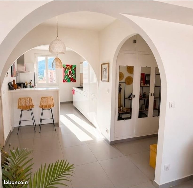 Appartement à louer, 78m², Ajaccio
