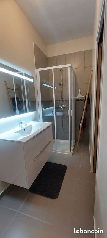 Appartement à louer, 27m², Vedène