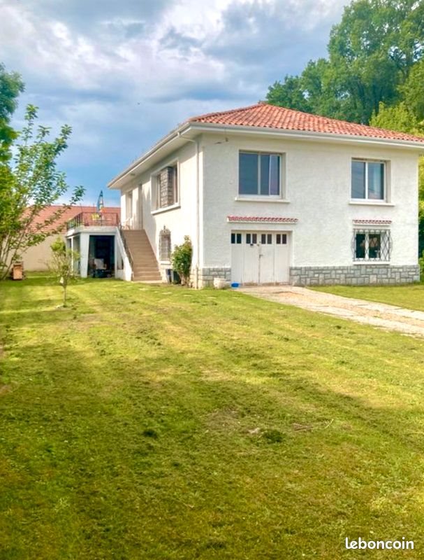 Maison à vendre, 252m², Lons