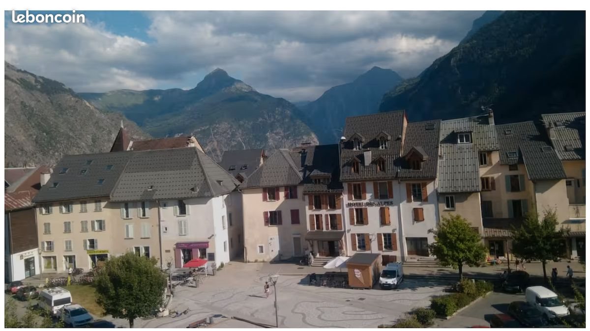 Appartement à louer, 25m², Le Bourg-d'Oisans