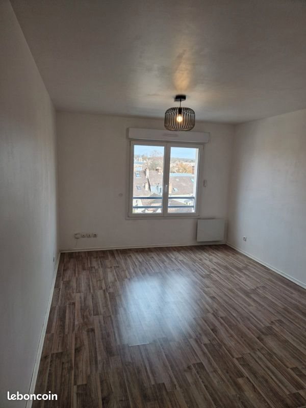 Appartement à louer, 25m², Arpajon