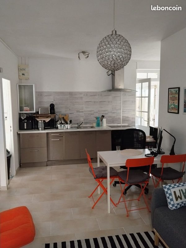 Appartement à louer, 45m², Nîmes