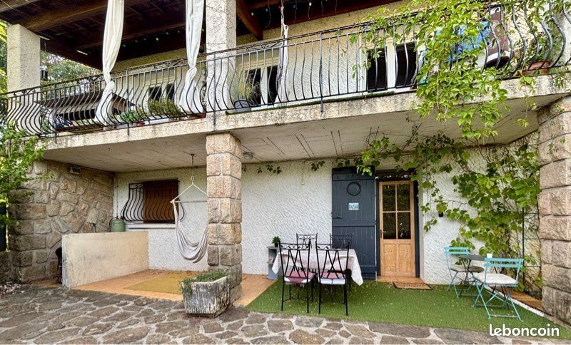 Appartement à louer, 70m², Joyeuse