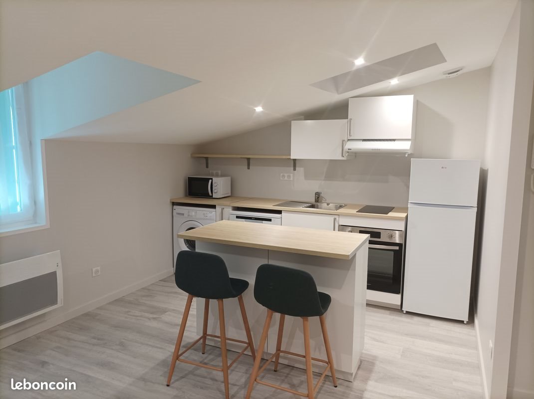 Appartement à louer, 35m², Aurillac