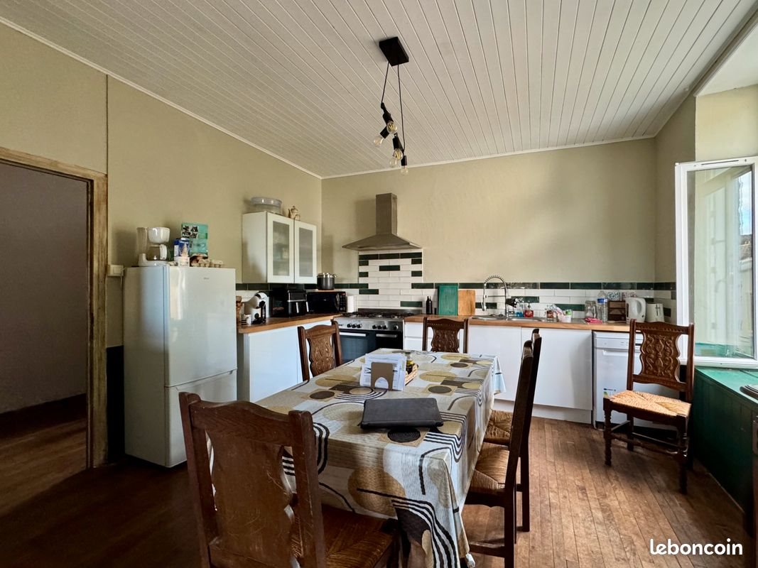 Maison à vendre, 174m², Huelgoat