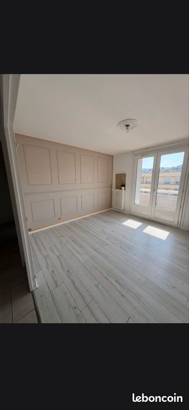 Appartement à louer, 60m², Saint-Étienne