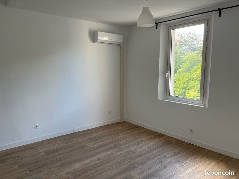Appartement à louer, 25m², Roquevaire