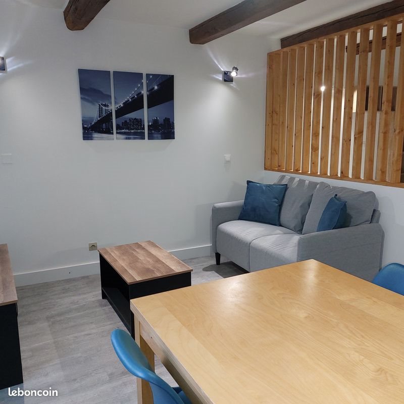 Appartement à louer, 27m², Privas