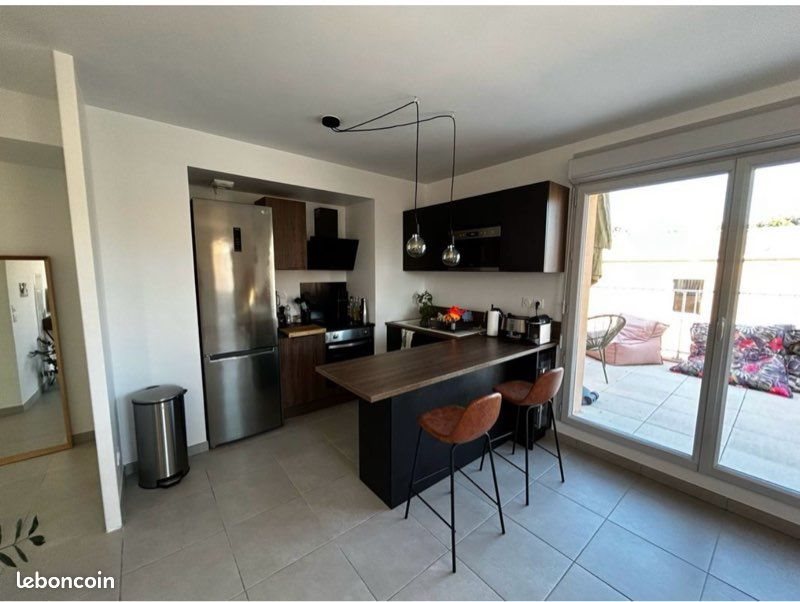 Appartement à louer, 47m², Venelles