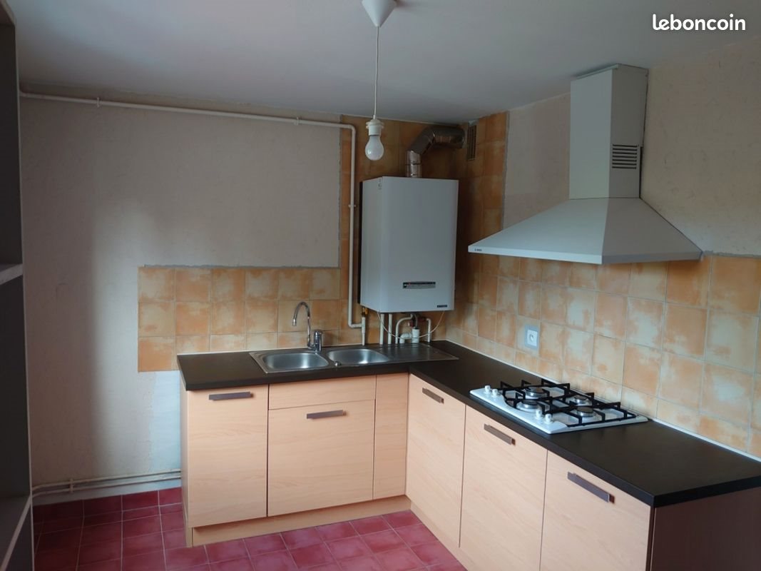 Appartement à louer, 49m², Luzy