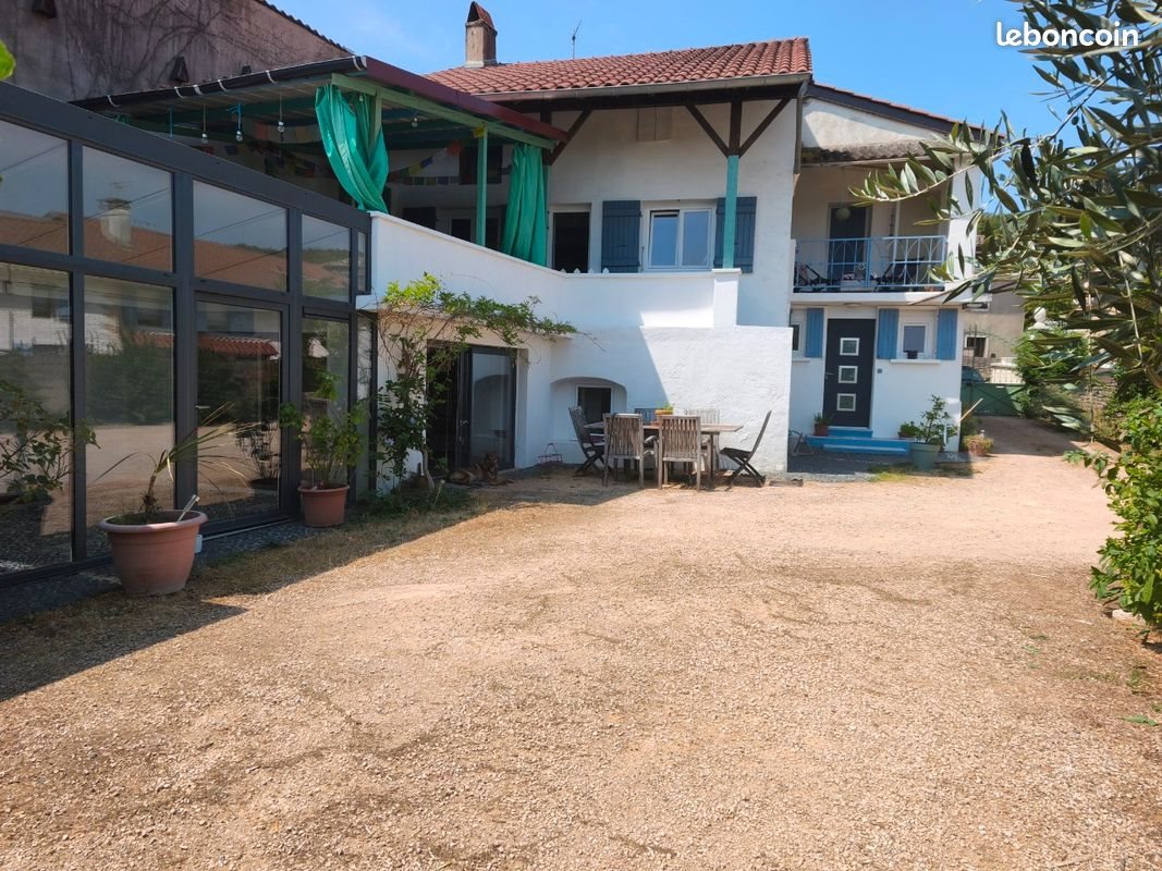 Maison à louer, 150m², Mâcon