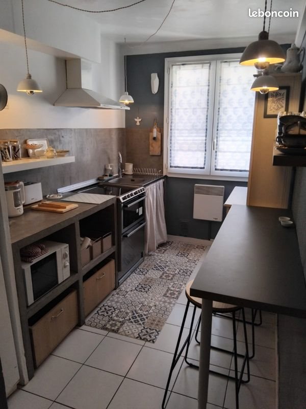 Appartement à louer, 45m², Marseille 4ème