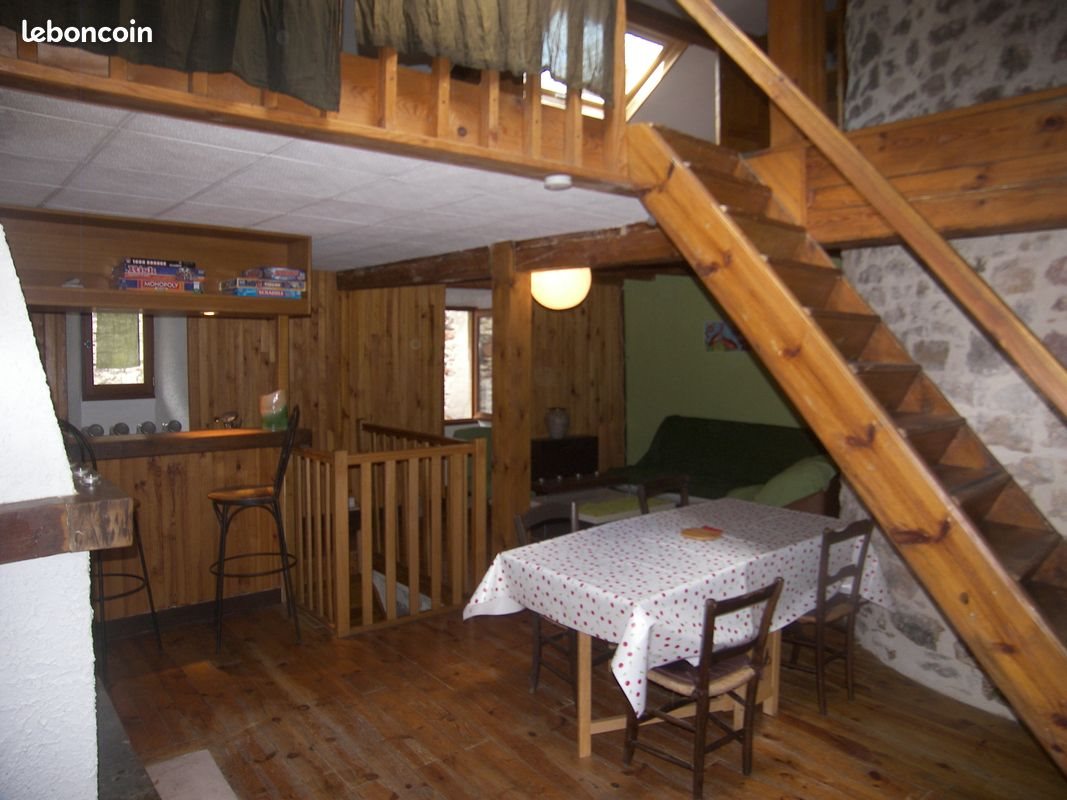 Maison à louer, 77m², La Canourgue