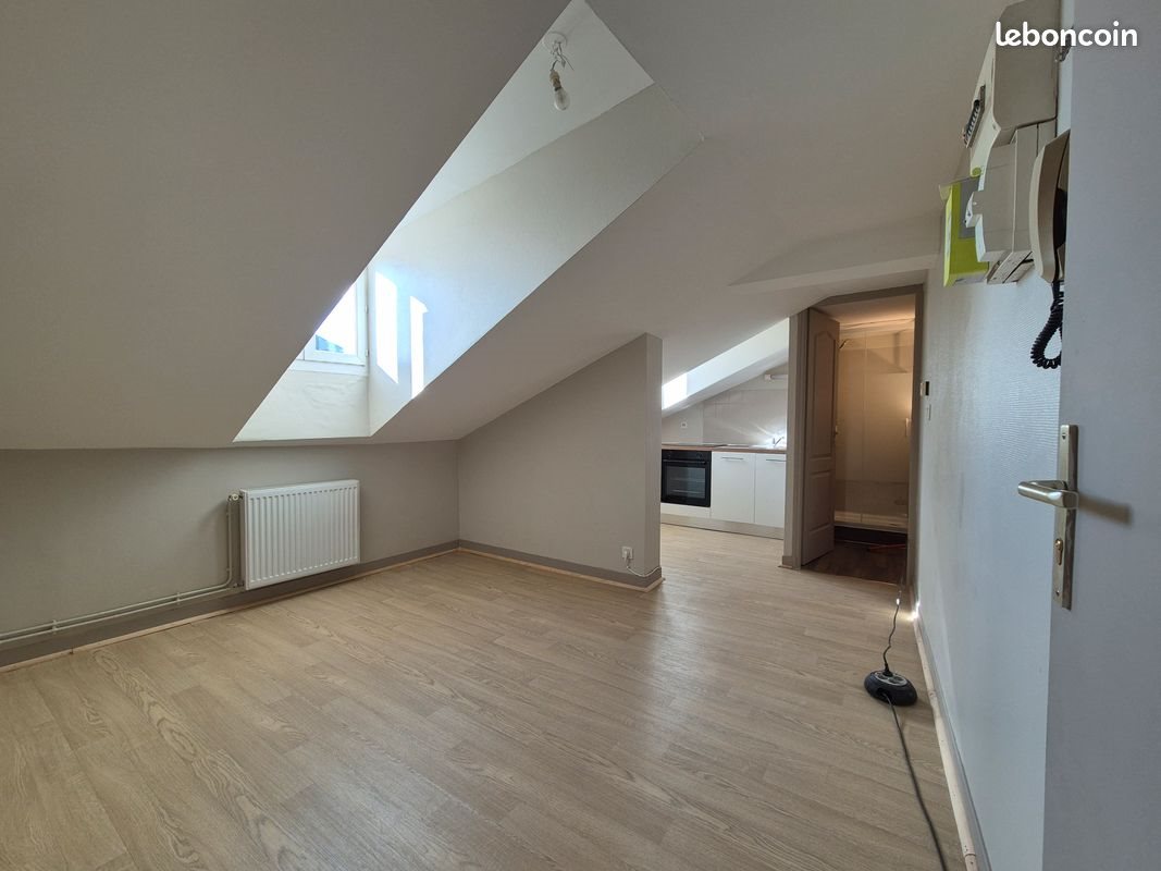 Appartement à louer, 23m², Bourganeuf