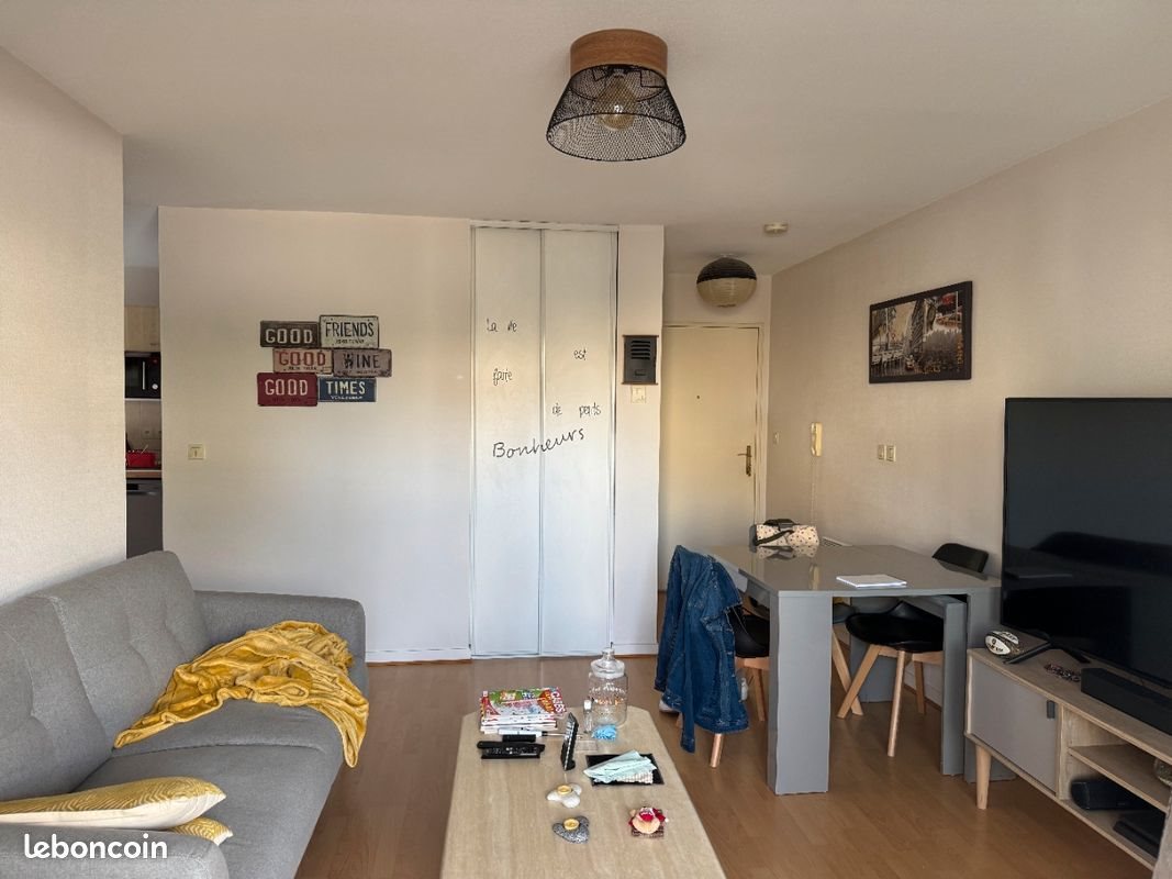 Appartement à louer, 45m², Niort