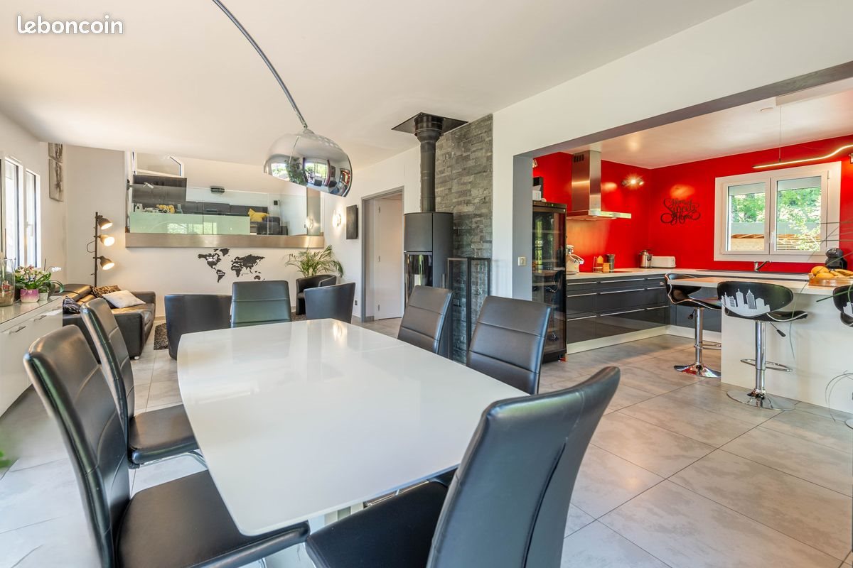 Maison à vendre, 160m², Charvonnex