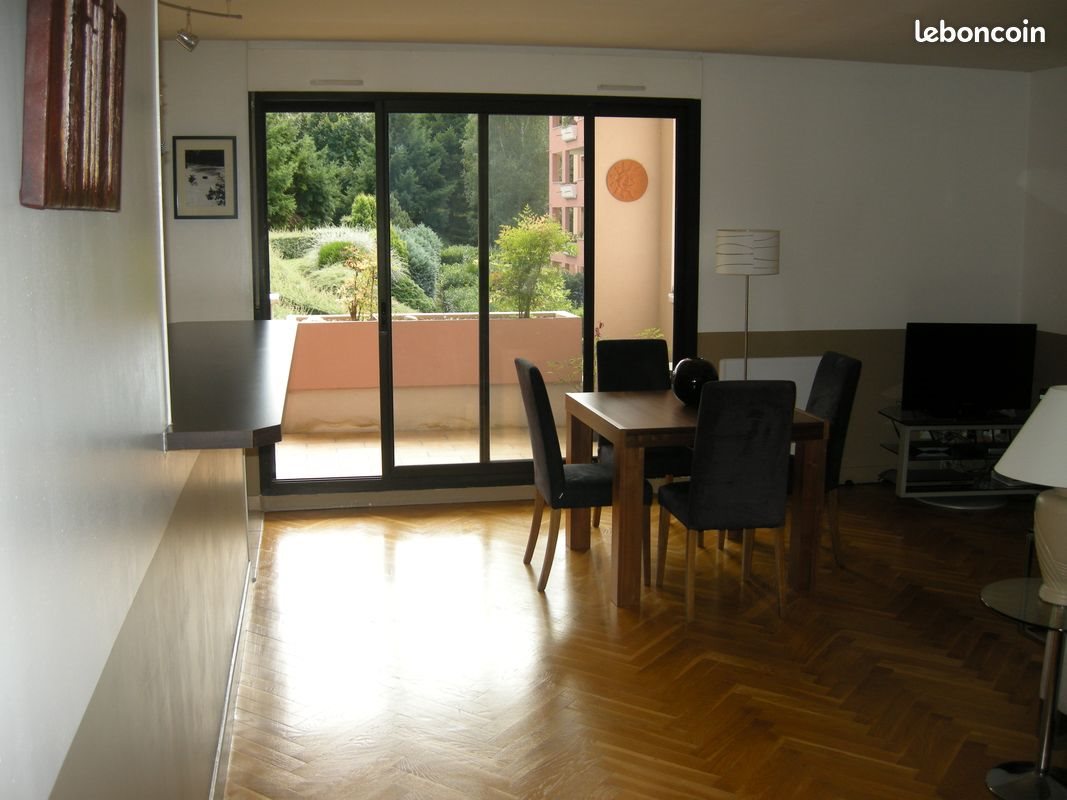 Appartement à louer, 76m², Sainte-Foy-lès-Lyon