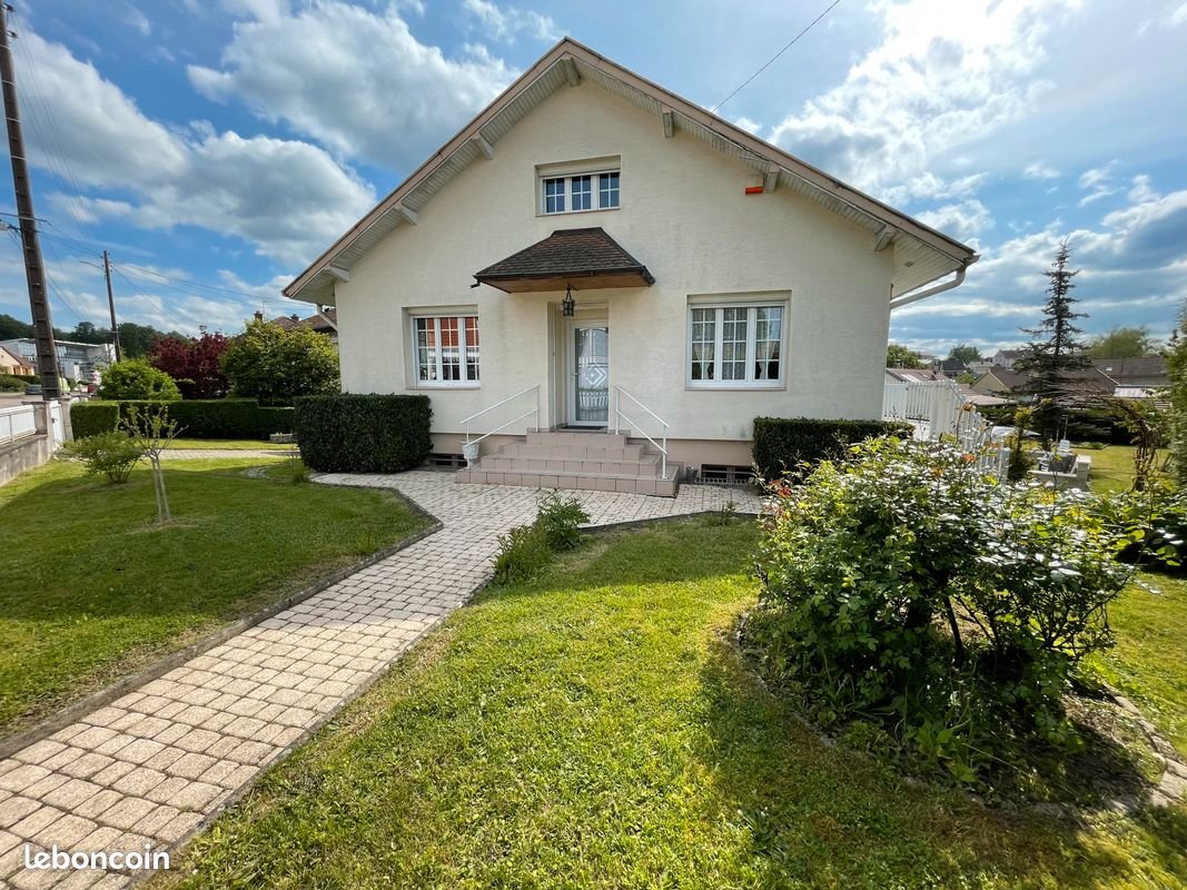 Maison à vendre, 130m², Luxeuil-les-Bains