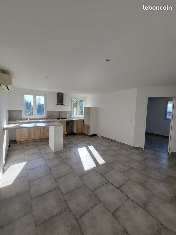 Appartement à louer, 43m², Fréjus