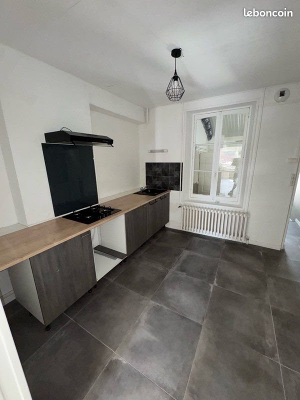 Maison à louer, 80m², Hirson
