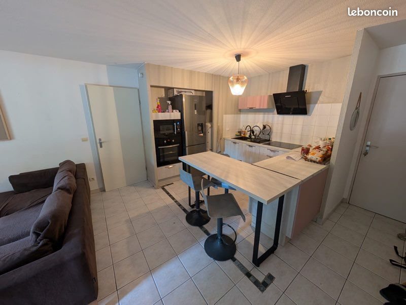 Appartement à louer, 49m², Nîmes