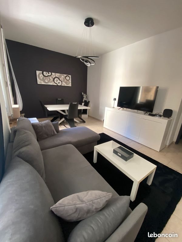 Appartement à louer, 75m², Ajaccio