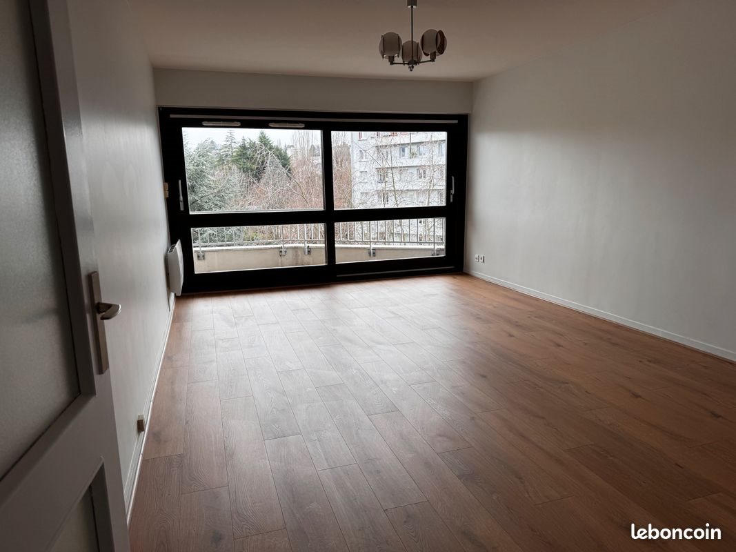 Appartement à louer, 32m², Voiron