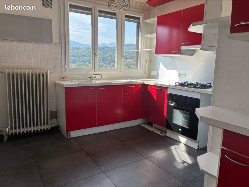 Appartement à louer, 73m², Eybens