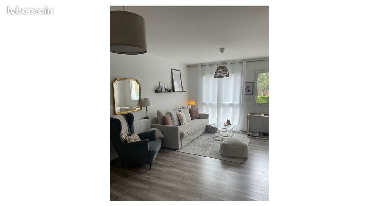 Appartement à louer, 48m², Dury