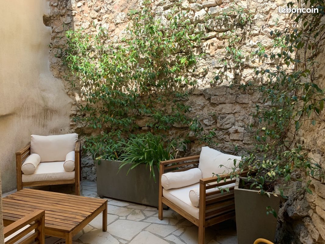 Maison à louer, 70m², La Bastide-des-Jourdans