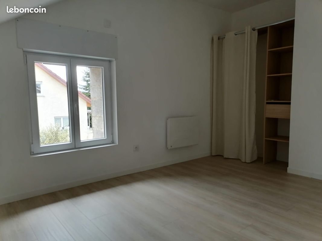 Appartement à louer, 65m², L'Hôpital-du-Grosbois