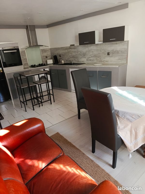 Appartement à louer, 70m², Soubise