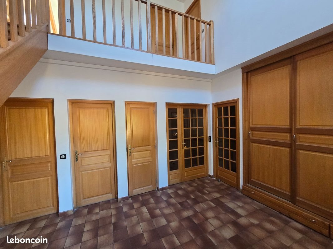 Maison à vendre, 240m², Montreuil-sur-Epte