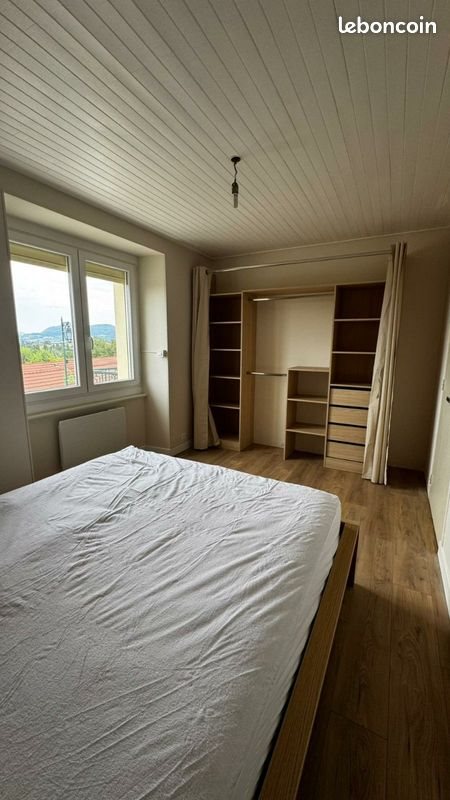 Appartement à louer, 54m², Farges