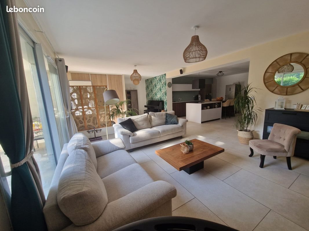 Maison à vendre, 150m², Mallemort