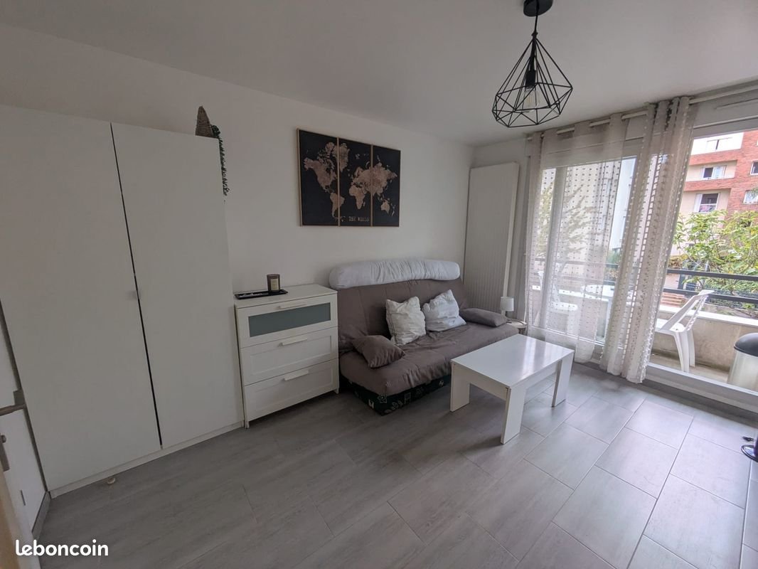 Appartement à louer, 25m², Courcouronnes