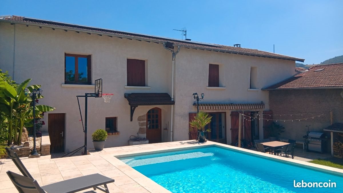 Maison à vendre, 184m², Sainte-Foy-l'Argentière