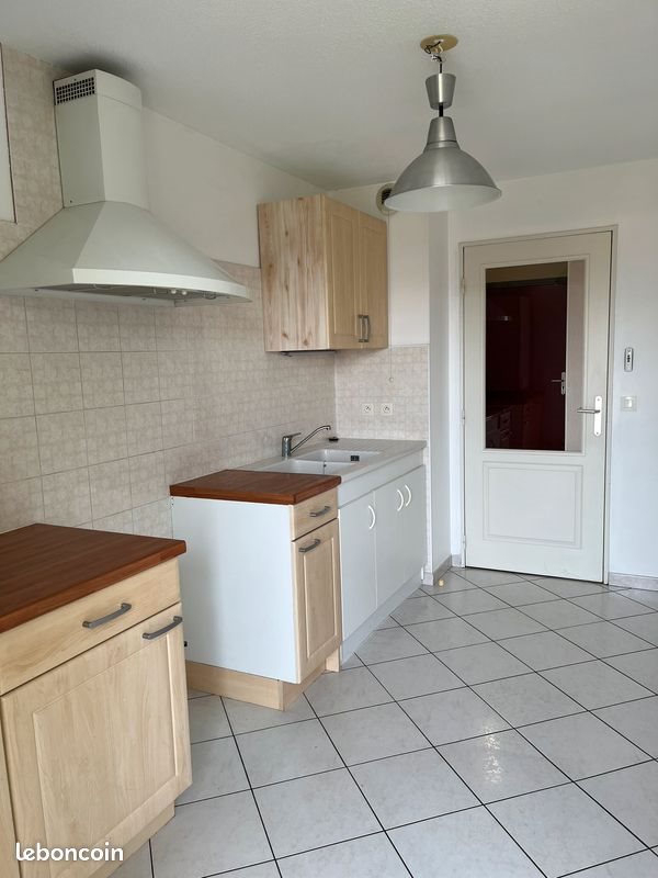 Appartement à vendre, 70m², Saint-Alban-Leysse