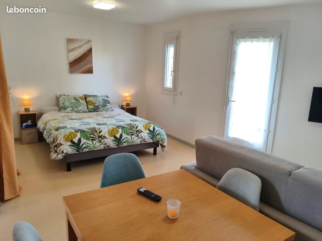 Maison à louer, 37m², Le Mayet-de-Montagne