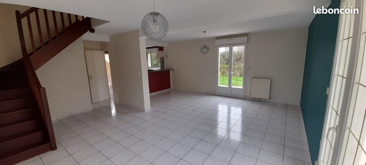 Maison à louer, 110m², Thaon
