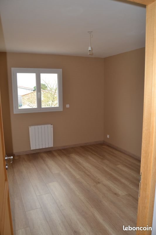 Maison à louer, 90m², Monnières