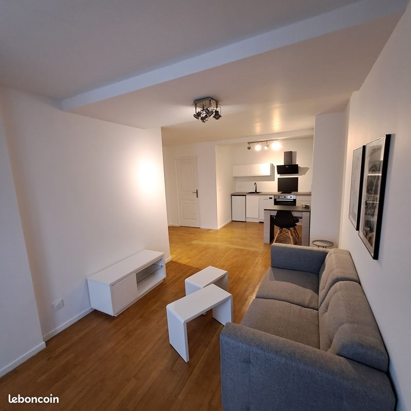 Appartement à louer, 53m², Saint-Céré