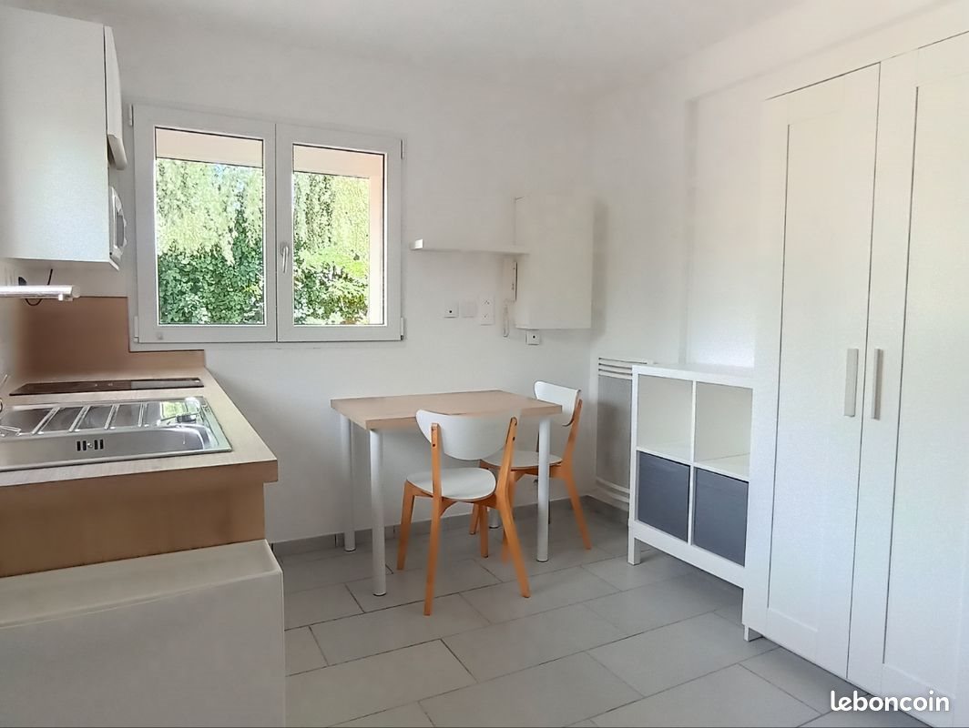 Appartement à louer, 19m², Fleury-les-Aubrais