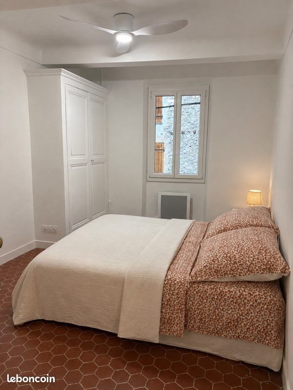 Appartement à louer, 45m², Puget-Théniers
