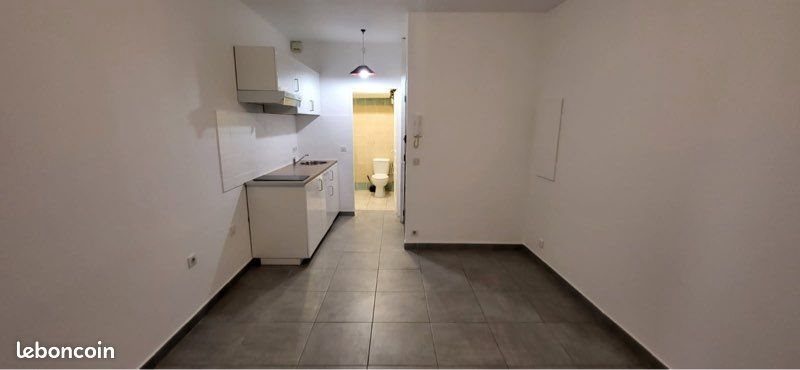 Appartement à louer, 20m², Aubagne