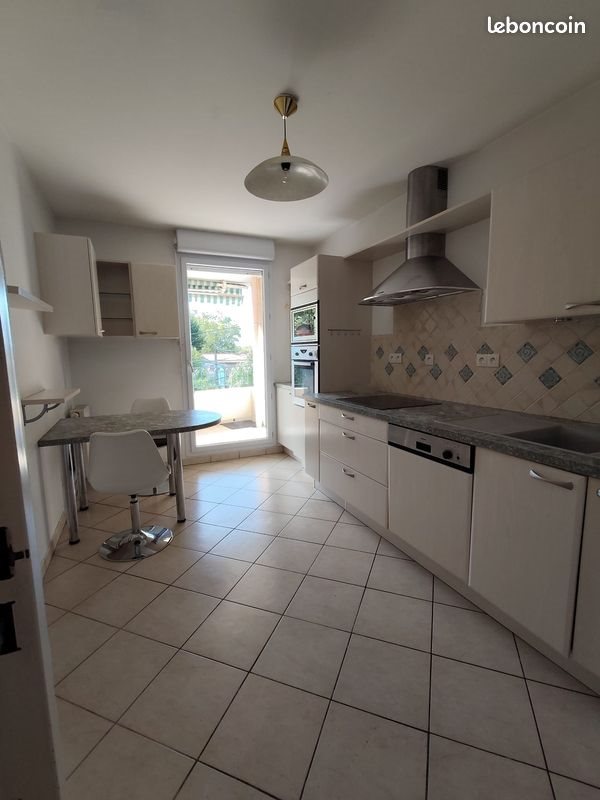 Appartement à louer, 84m², Neuville-sur-Saône