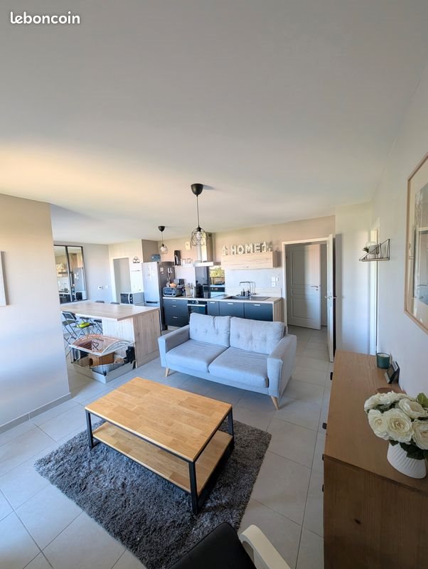 Appartement à vendre, 62m², Sathonay-Camp